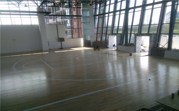 楓樺木籃球場地木地板每平米價(jià)格